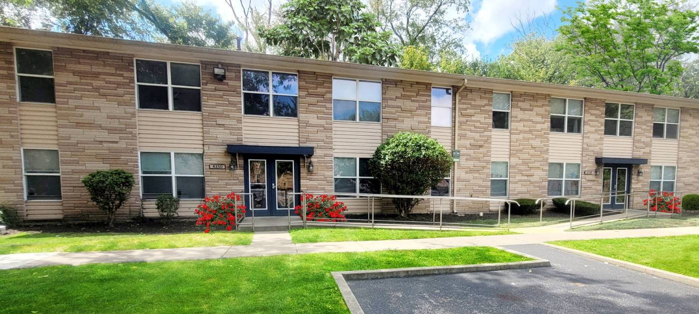 Pine Glen Apartments in Indianapolis, IN